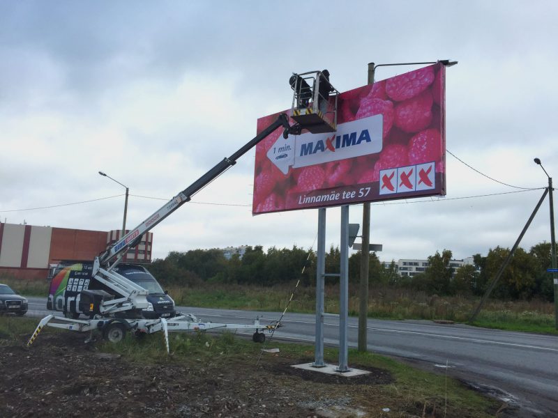maxima-pylon