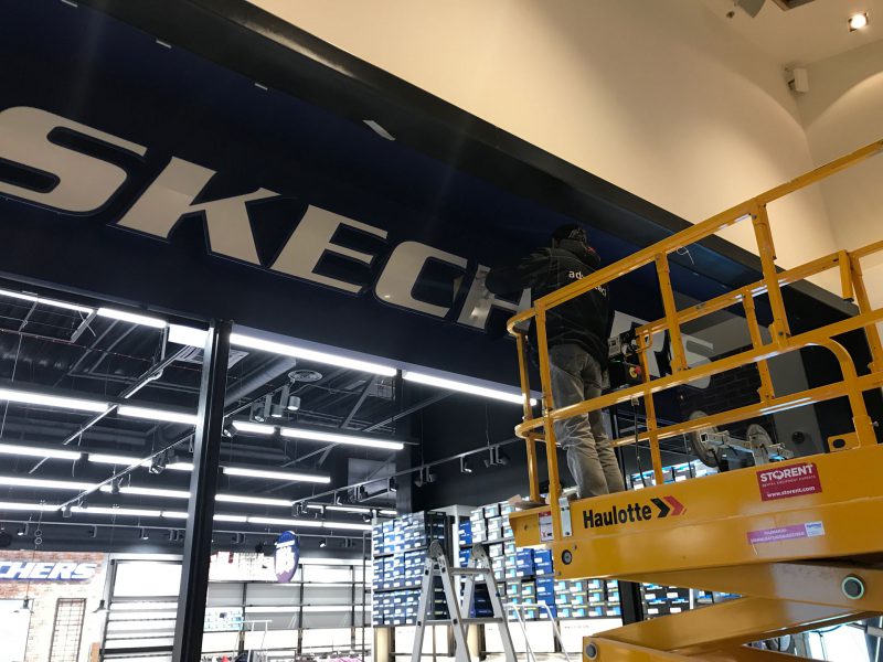 skechers-install